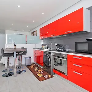 https://estudio-1-sara-en-playa-de-las-america.tenerifehoteles.net